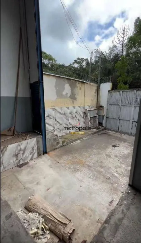 Depósito-Galpão, 1100 m² - Foto 2