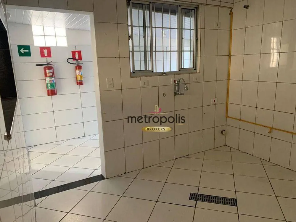 Casa, 1 quarto, 156 m² - Foto 3