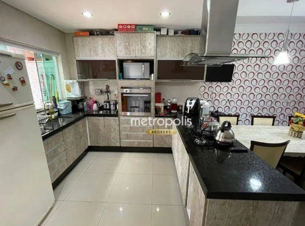 Sobrado, 3 quartos, 250 m² - Foto 6
