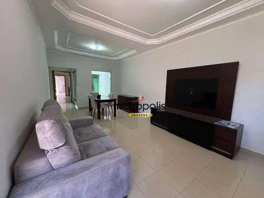 Casa, 3 quartos, 181 m² - Foto 1