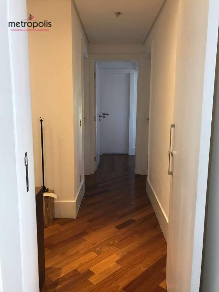 Apartamento, 3 quartos, 234 m² - Foto 1