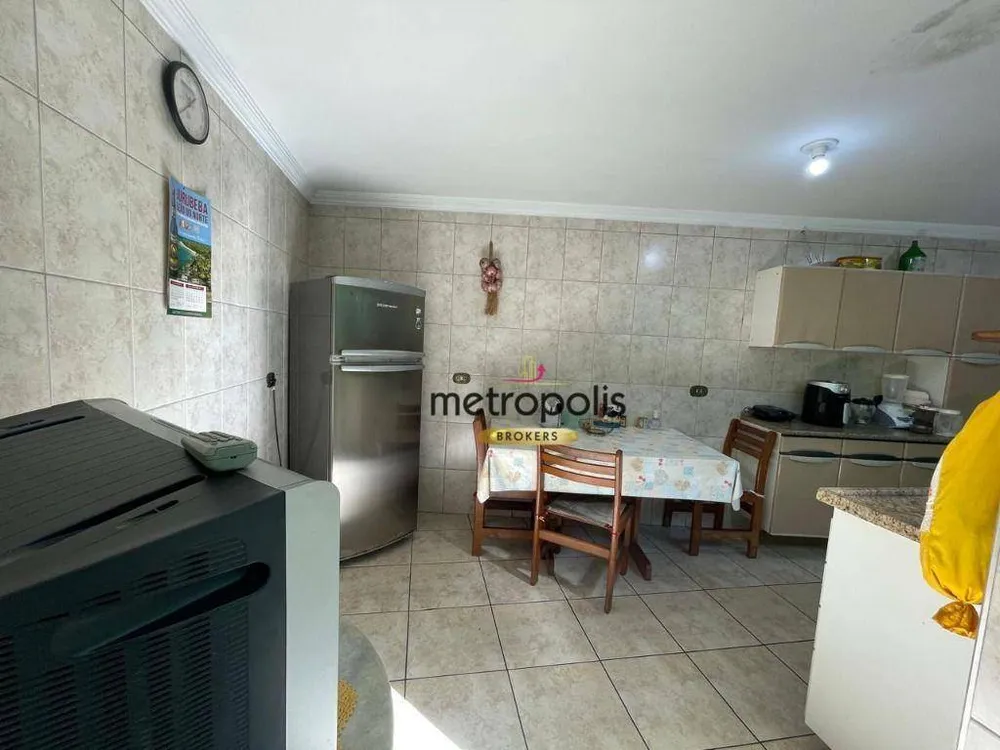 Casa, 2 quartos, 248 m² - Foto 2