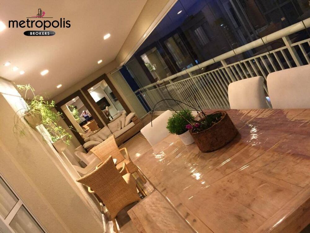 Apartamento, 3 quartos, 244 m² - Foto 2