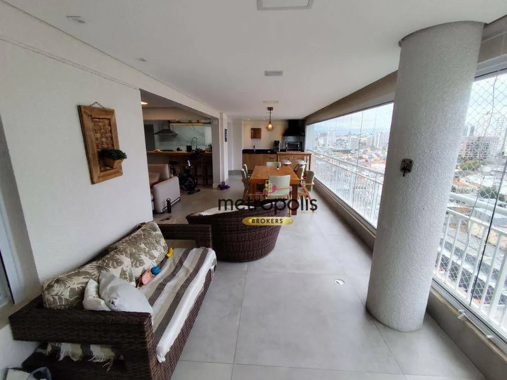 Apartamento, 4 quartos, 198 m² - Foto 1
