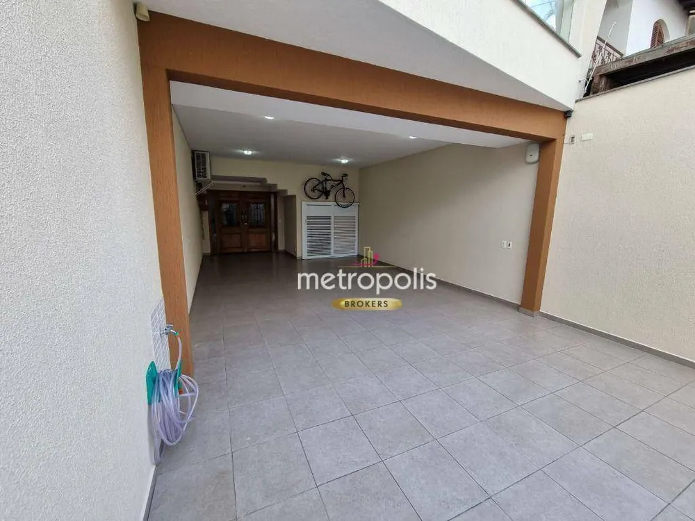 Sobrado, 3 quartos, 266 m² - Foto 1