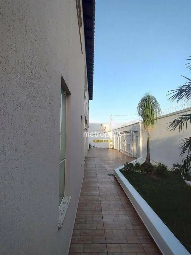 Sobrado, 6 quartos, 339 m² - Foto 4