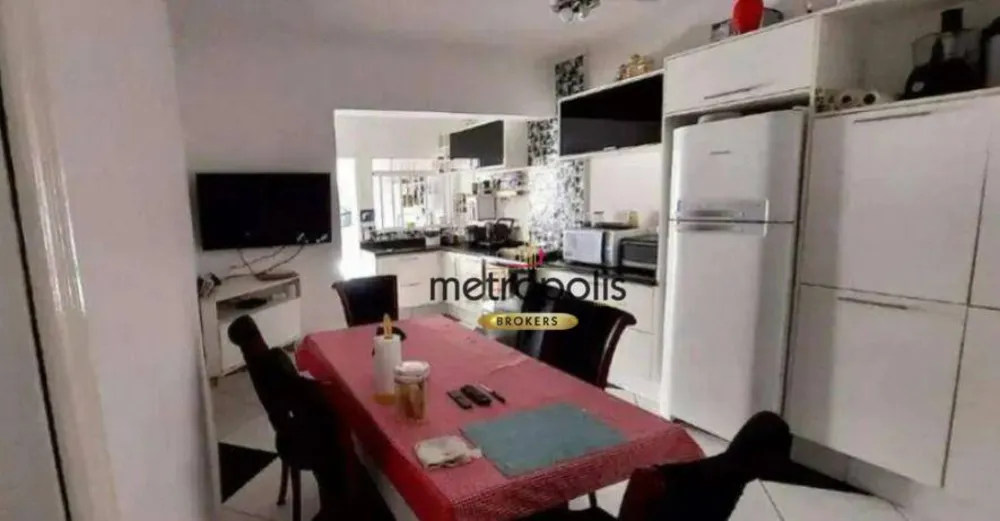 Sobrado, 3 quartos, 246 m² - Foto 2