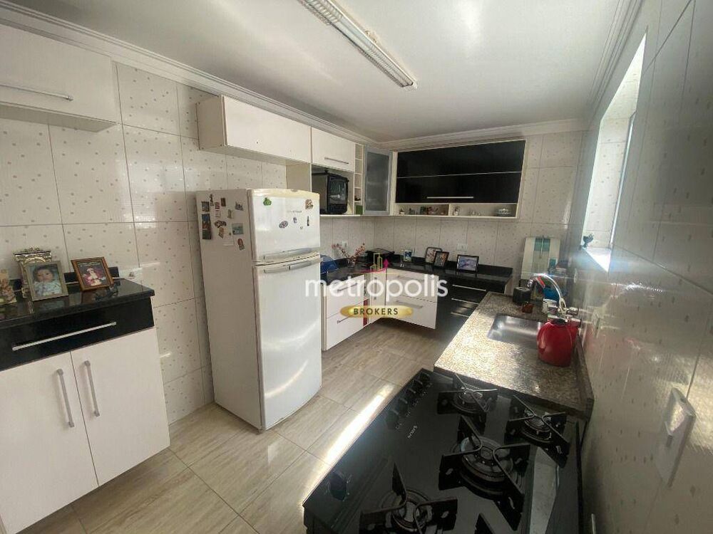 Casa, 4 quartos, 192 m² - Foto 2