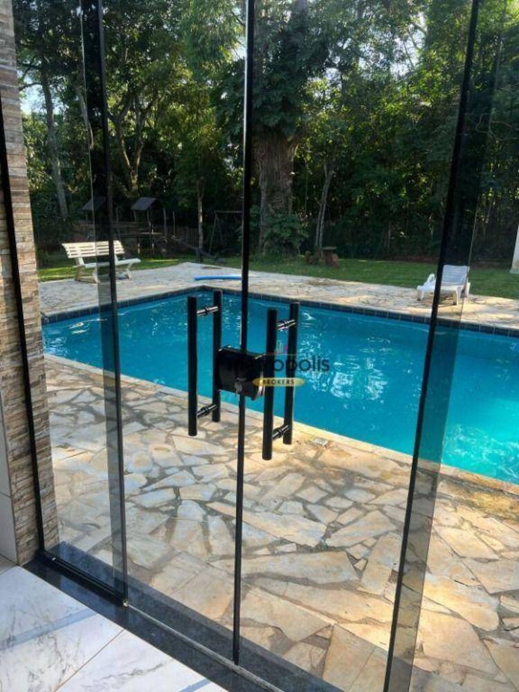 Chácara, 6 quartos, 9075 m² - Foto 1