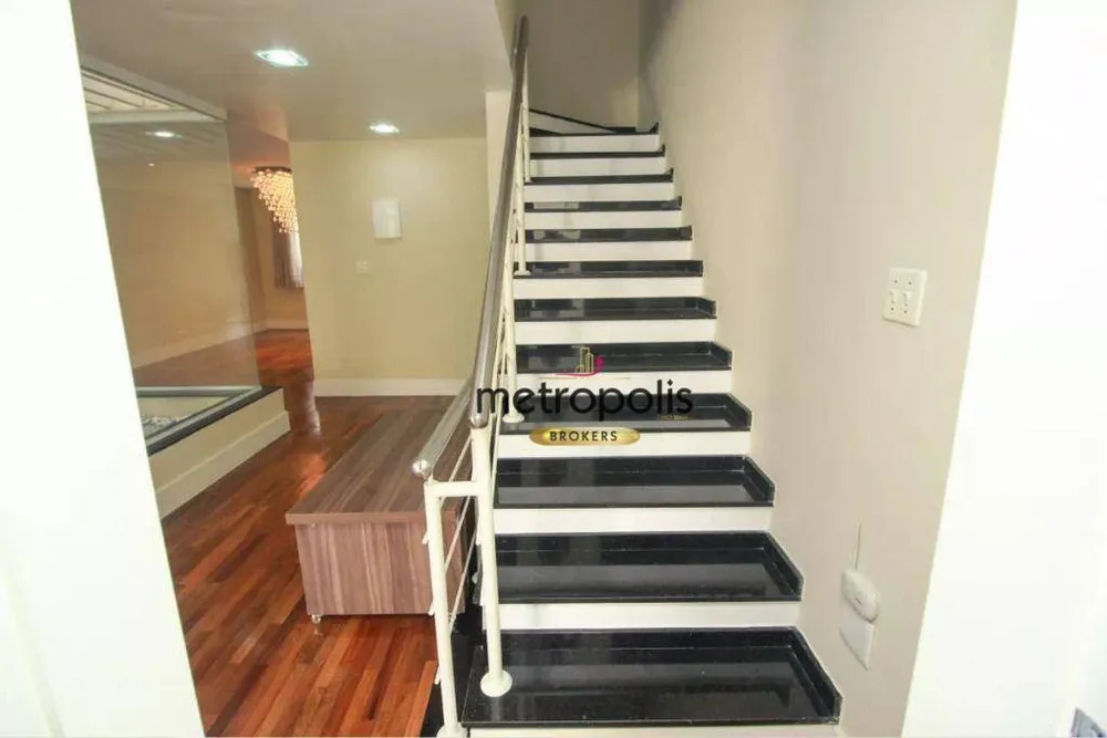 Sobrado, 3 quartos, 237 m² - Foto 2