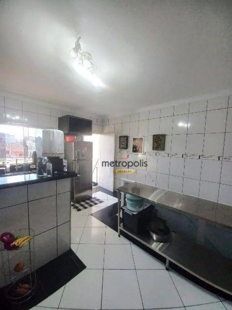 Sobrado, 3 quartos, 242 m² - Foto 4