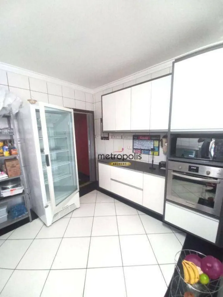 Sobrado, 3 quartos, 242 m² - Foto 3