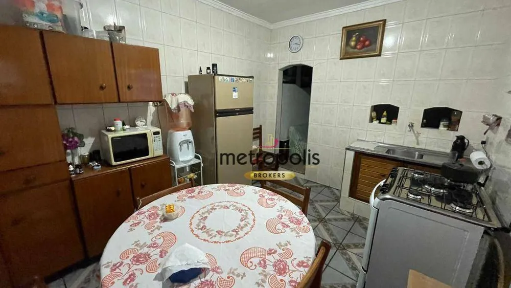 Casa, 3 quartos, 246 m² - Foto 2