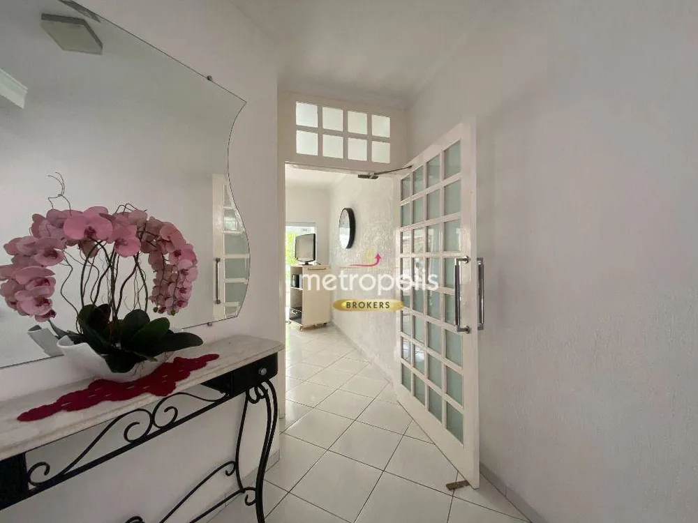 Sobrado, 5 quartos, 311 m² - Foto 1