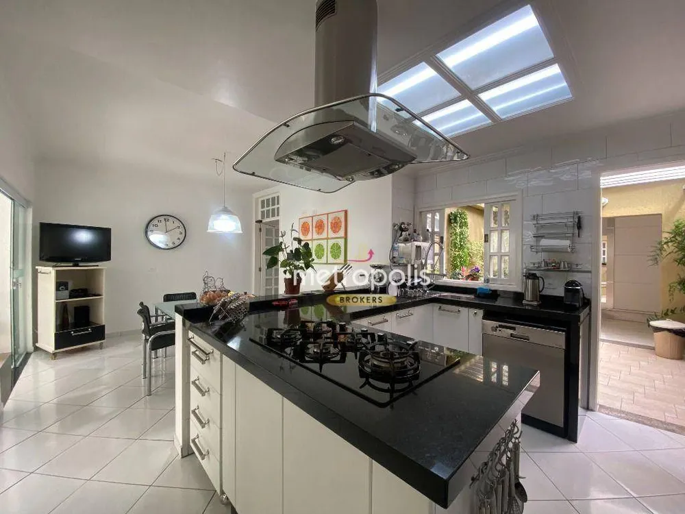 Sobrado, 5 quartos, 311 m² - Foto 3