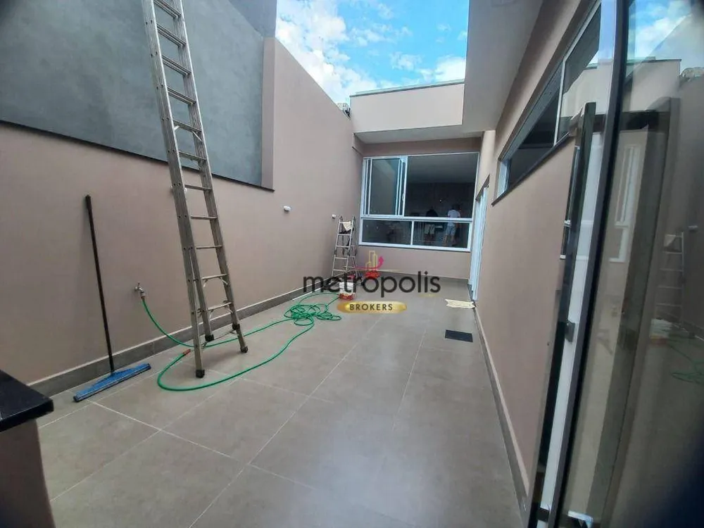 Sobrado, 2 quartos, 195 m² - Foto 1