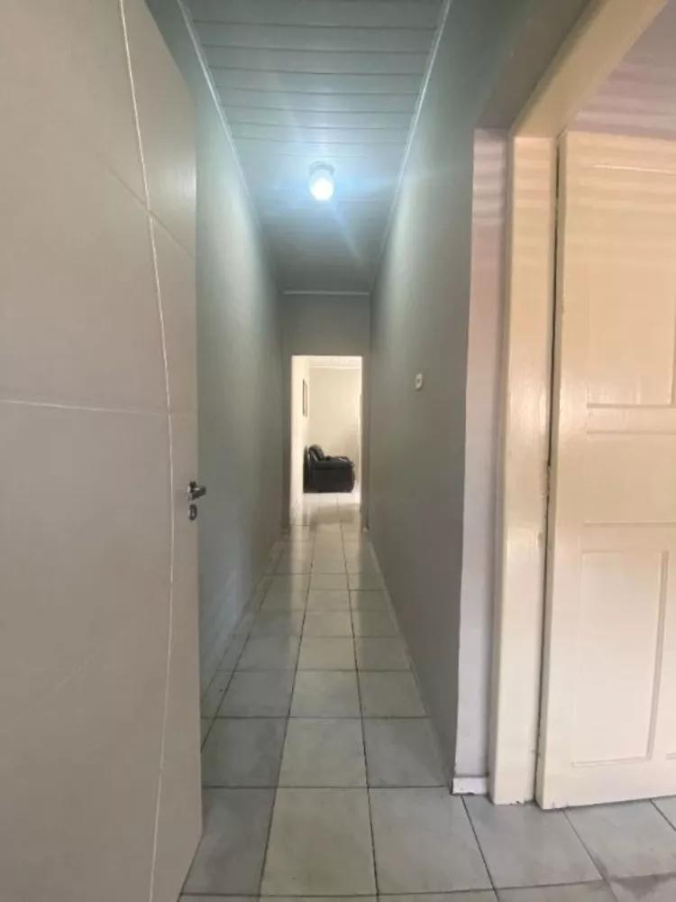 Casa à venda com 3 quartos, 80m² - Foto 2