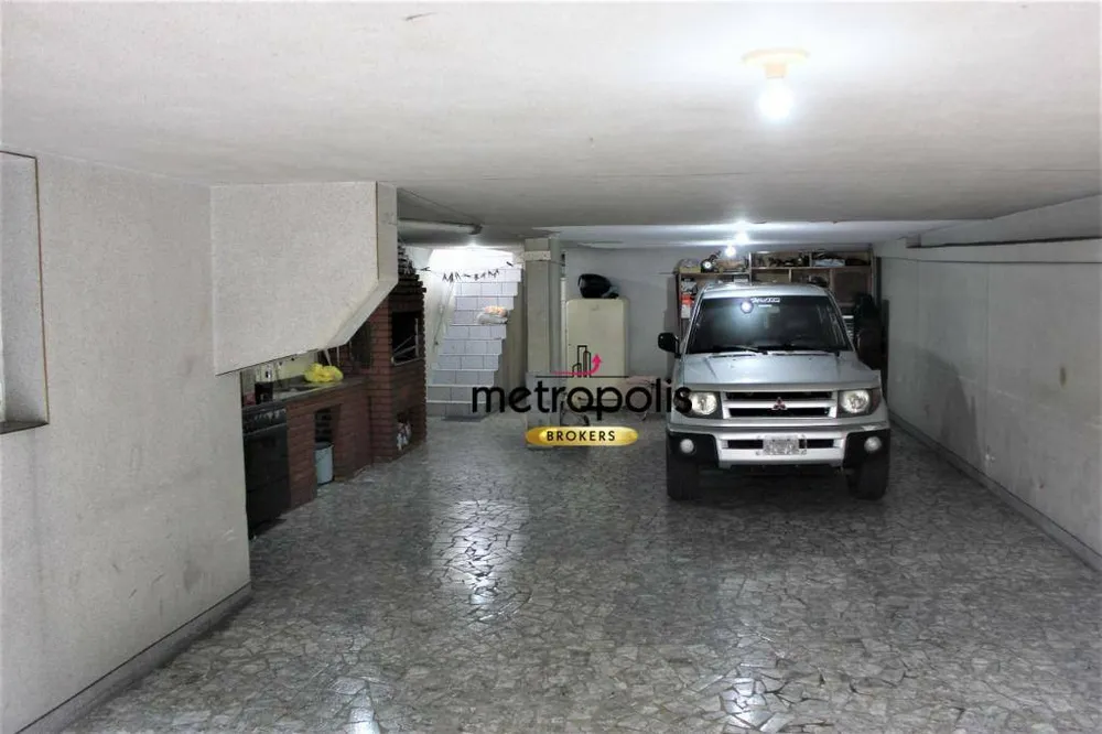 Sobrado, 3 quartos, 241 m² - Foto 1