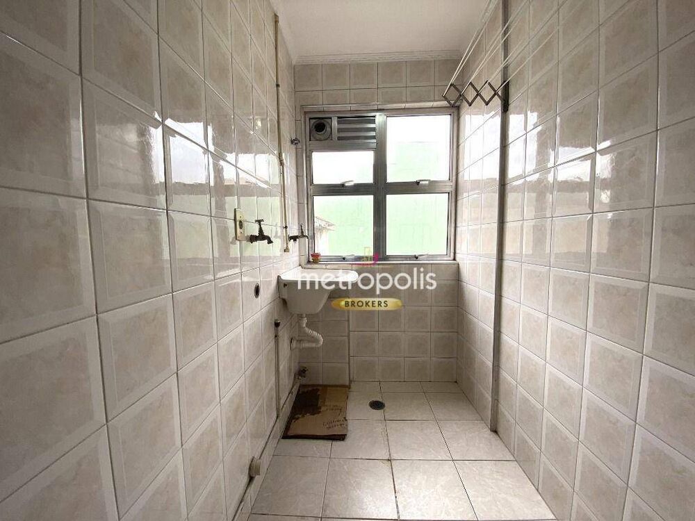 Apartamento à venda com 2 quartos, 56m² - Foto 2