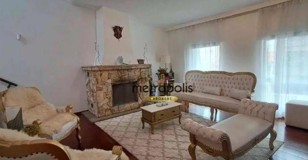 Sobrado, 3 quartos, 259 m² - Foto 1