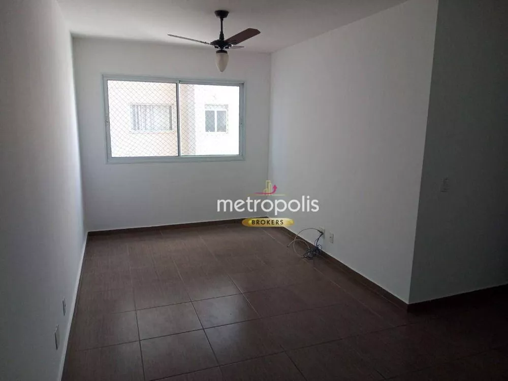 Apartamento à venda com 2 quartos, 64m² - Foto 1