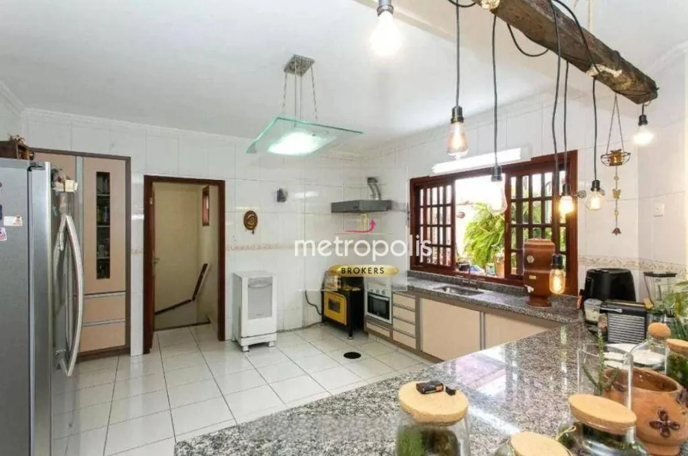 Sobrado, 3 quartos, 218 m² - Foto 3