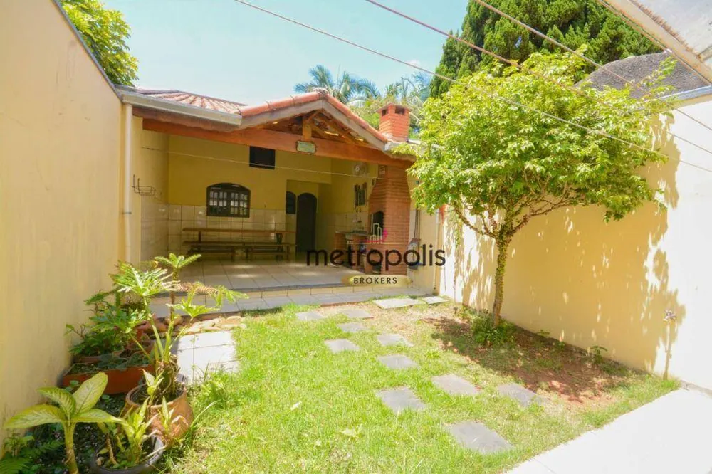 Sobrado, 4 quartos, 231 m² - Foto 1