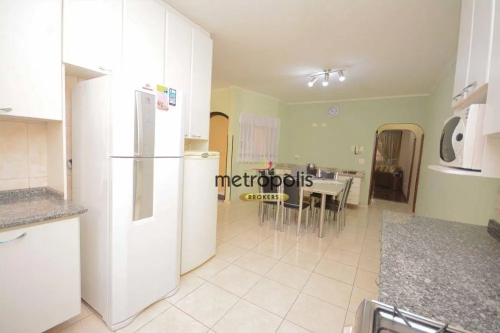 Sobrado, 4 quartos, 231 m² - Foto 2