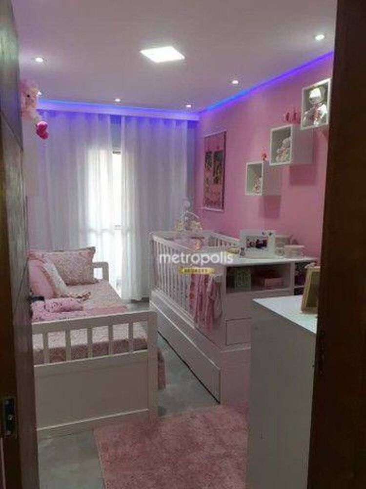 Casa à venda com 5 quartos, 180m² - Foto 3