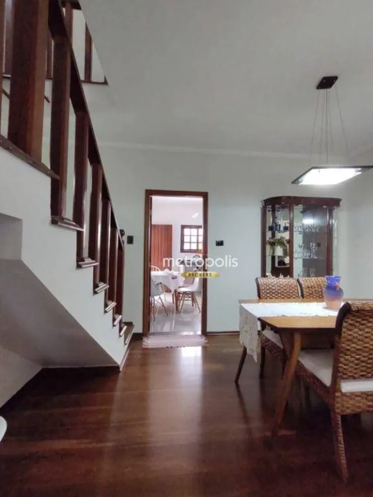 Sobrado, 3 quartos, 257 m² - Foto 1