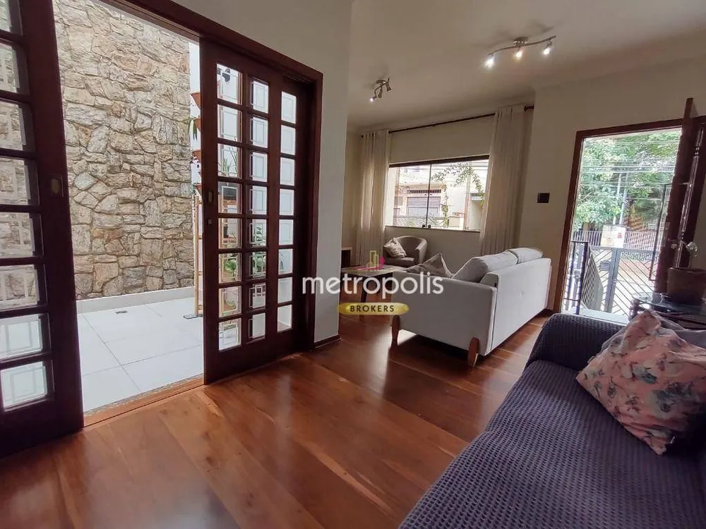 Sobrado, 3 quartos, 257 m² - Foto 2