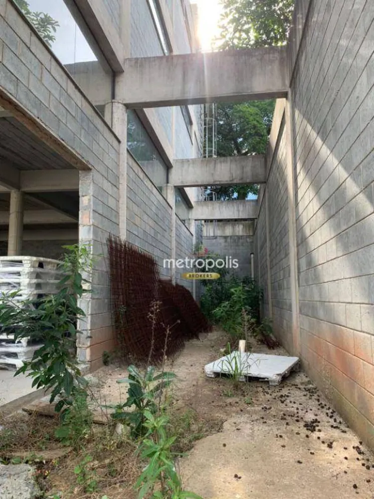 Depósito-Galpão, 1500 m² - Foto 1