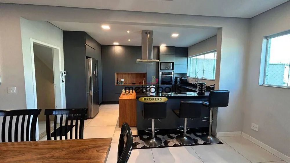 Sobrado, 3 quartos, 317 m² - Foto 7