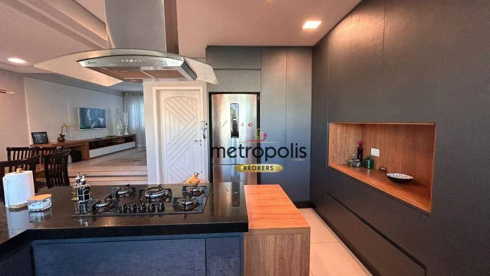 Sobrado, 3 quartos, 317 m² - Foto 1