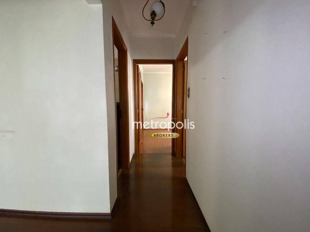 Casa à venda com 4 quartos, 245m² - Foto 3