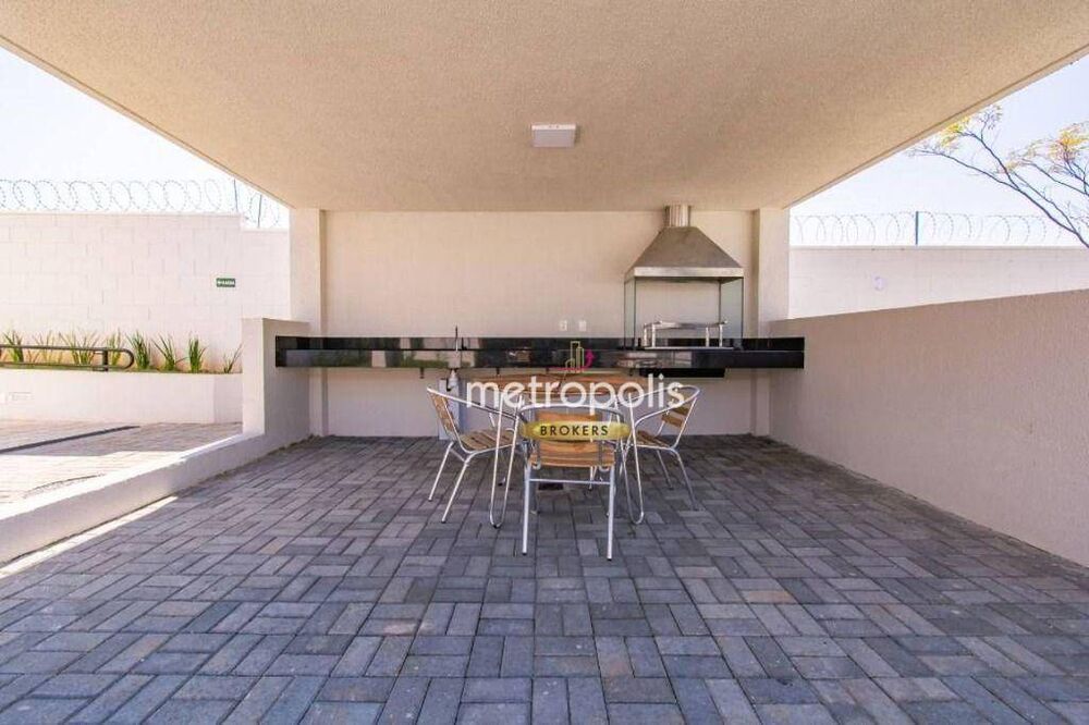 Apartamento para alugar com 2 quartos, 43m² - Foto 4