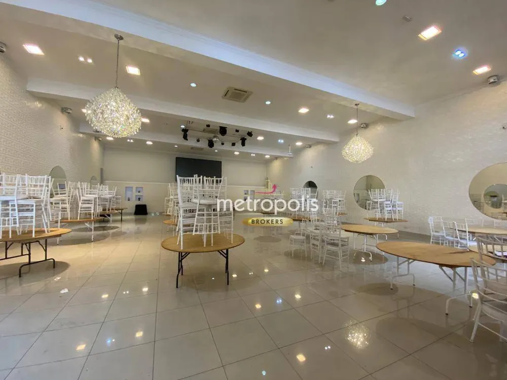 Prédio Inteiro, 834 m² - Foto 1