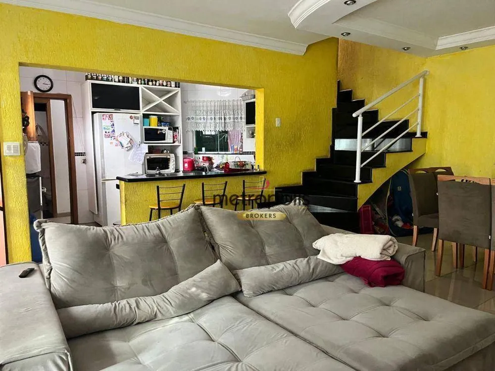 Sobrado, 3 quartos, 175 m² - Foto 1
