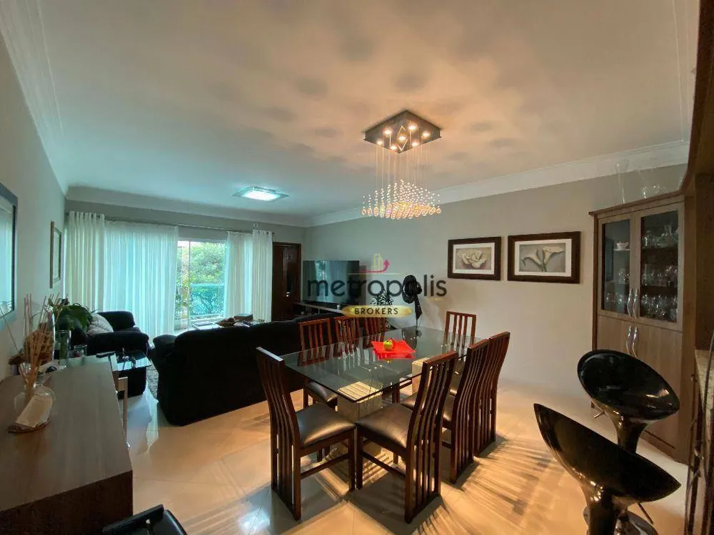 Sobrado, 3 quartos, 348 m² - Foto 1