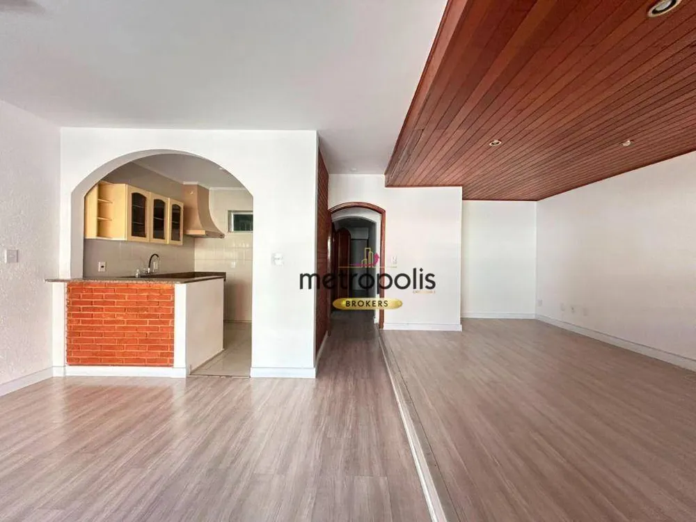 Sobrado, 3 quartos, 215 m² - Foto 2