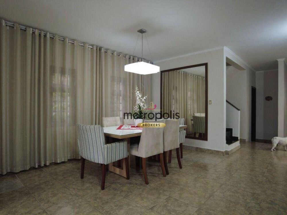 Sobrado, 5 quartos, 435 m² - Foto 1