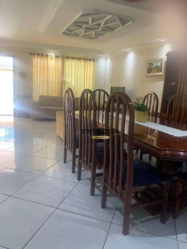 Sobrado, 4 quartos, 225 m² - Foto 2