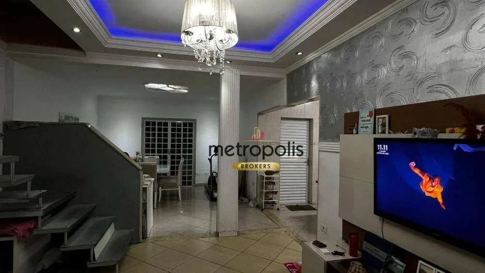 Sobrado, 3 quartos, 262 m² - Foto 2