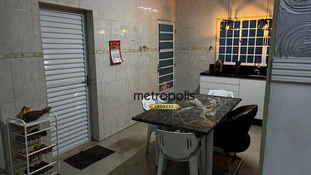 Sobrado, 3 quartos, 262 m² - Foto 2
