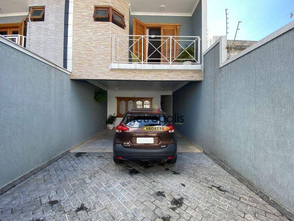 Sobrado, 3 quartos, 220 m² - Foto 1