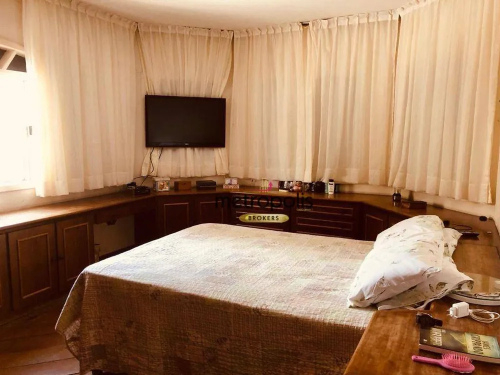 Sobrado, 5 quartos, 246 m² - Foto 4