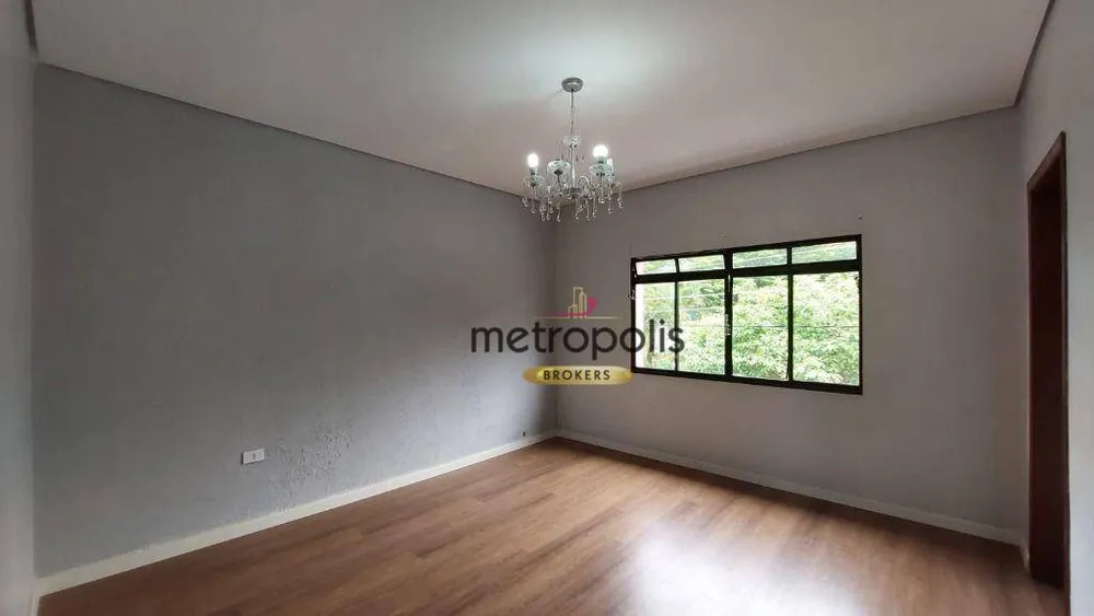 Sobrado, 2 quartos, 380 m² - Foto 1