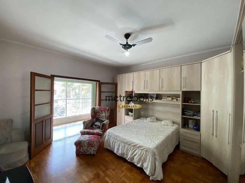 Sobrado, 3 quartos, 259 m² - Foto 1