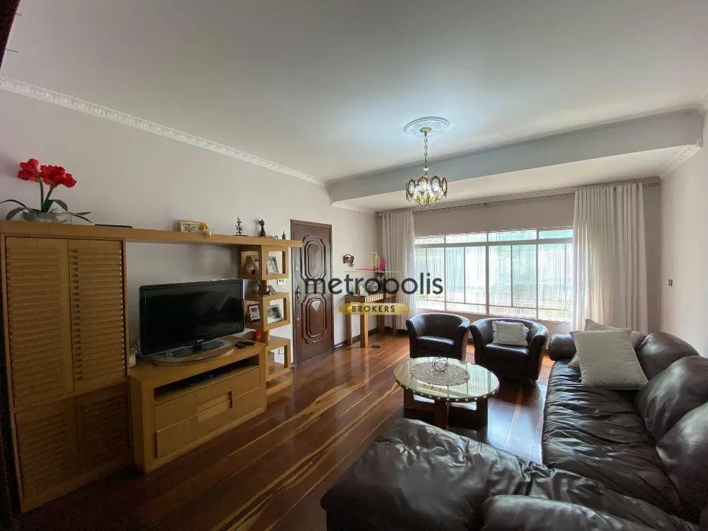 Sobrado, 3 quartos, 259 m² - Foto 1