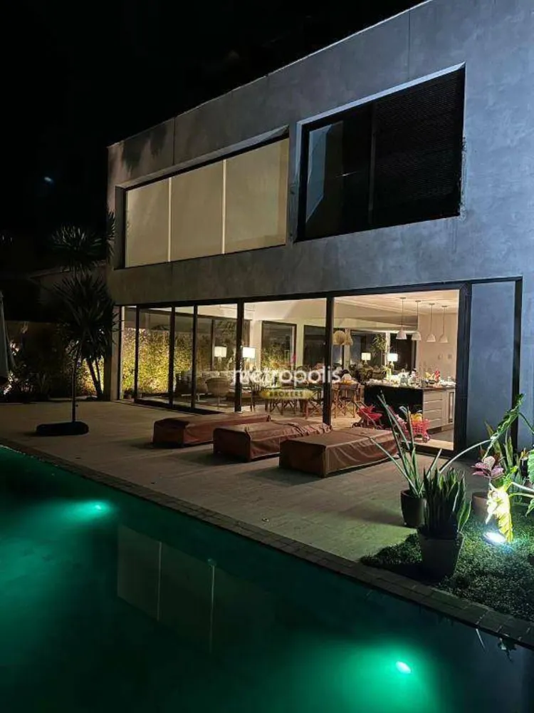 Sobrado, 7 quartos, 720 m² - Foto 1
